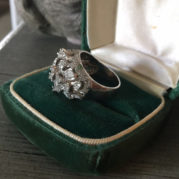 White gold plated vintage ring with 8 genuine diamonds - Picture 5 of 8